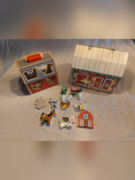 Melissa & Doug Other - 💥 SALE 💥Melissa & Doug Farm Animal Wooden Toy Set - Red/White Barn Playset